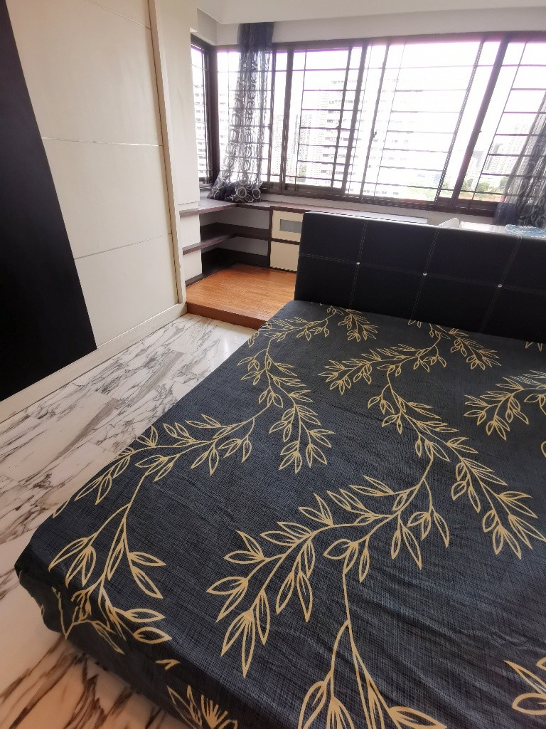 BALCONY Common Room/Strictly Single Occupancy/no Owner Staying/No Agent Fee/Cooking allowed/Near Braddell MRT/Marymount MRT/Caldecott MRT/ Available 03Jan - Ang Mo Kio - Bedroom - Homates Singapore