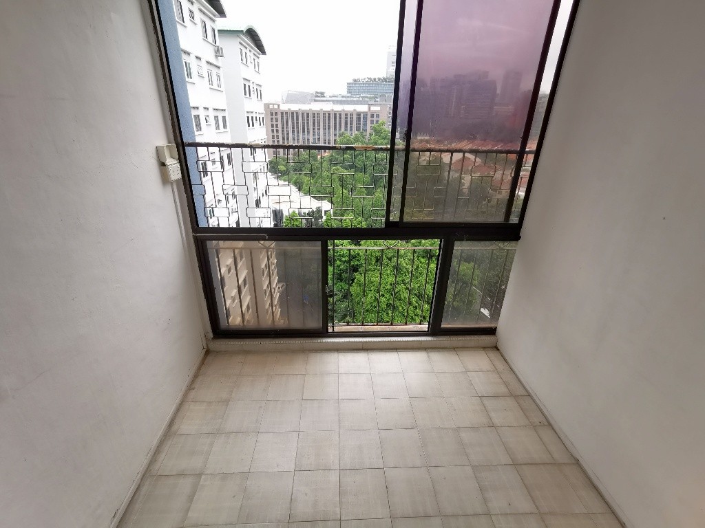 Available Immediate  - Master bedroom/Strictly Single Occupancy/no Owner Staying/No Agent Fee/Private Bathroom/Cooking allowed/Near Somerset MRT/Newton MRT/Dhoby Ghaut MRT - Orchard - Bedroom - Homates Singapore