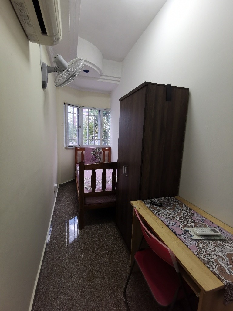 Common Room / Strictly Single Occupancy/no Owner Staying/No Agent Fee/Cooking allowed/ Shared Bathroom/Novena MRT / Boon Keng MRT / Toa Payoh MRT / Farrer Park / Available 19 Nov - Toa Payoh - Bedroom - Homates Singapore