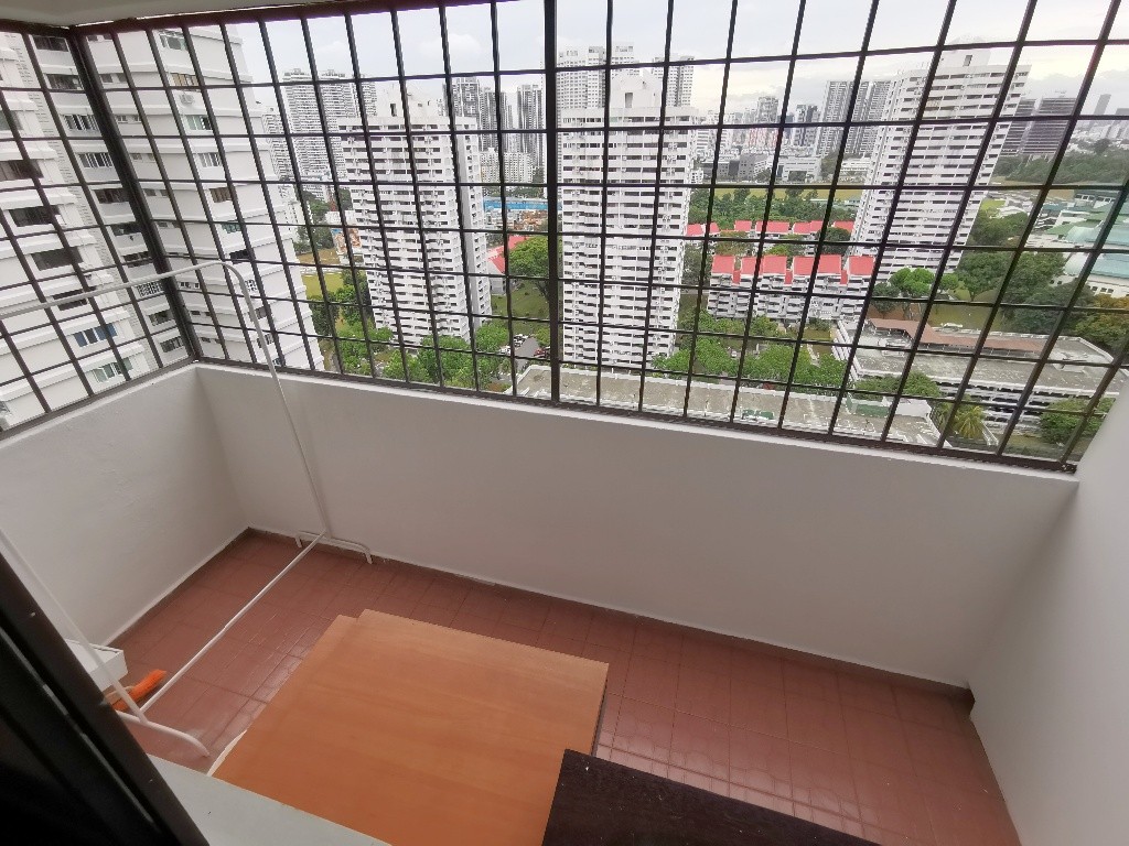 Master Room/Strictly Single Occupancy/no Owner Staying/No Agent Fee/Cooking allowed / Near Braddell MRT / Marymount MRT / Caldecott MRT/ Available 19 Jan - Ang Mo Kio - Bedroom - Homates Singapore