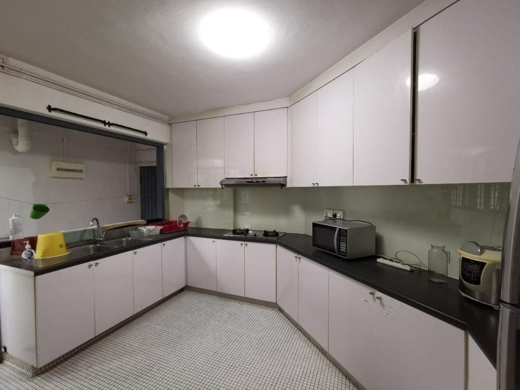 Available Immediate - Common Room/Strictly 1 person stay only/Wifi/  Air-con/no Owner Staying /No Agent Fee/Cooking allowed/Near Braddell MRT/Marymount MRT/Caldecott MRT - Bishan - Flat - Homates Singapore