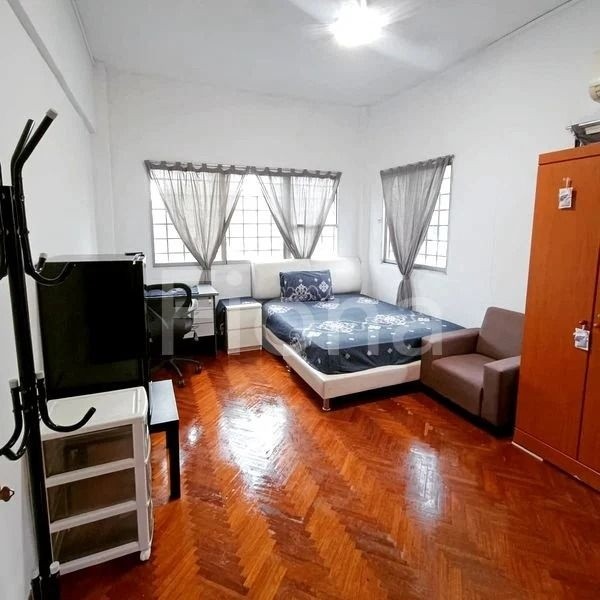 Master bedroom/Near Somerset MRT/Newton MRT/Dhoby Ghaut MRT/Immediate Available - Orchard - Flat - Homates Singapore