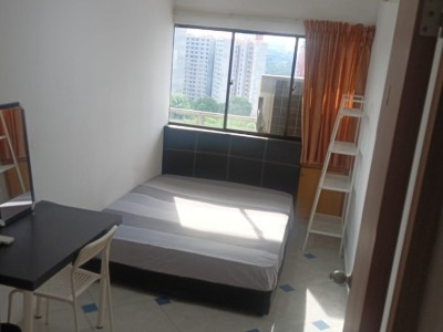 Available Immediate- Common Bedroom/ 1 or 2 person stay/No owner Staying/Cooking Allowed/No Agent Fee/Near MRT Queenstown/Redhill/Labrador Park - 1 Queensway, D3, #14-xx, Singapore 149053