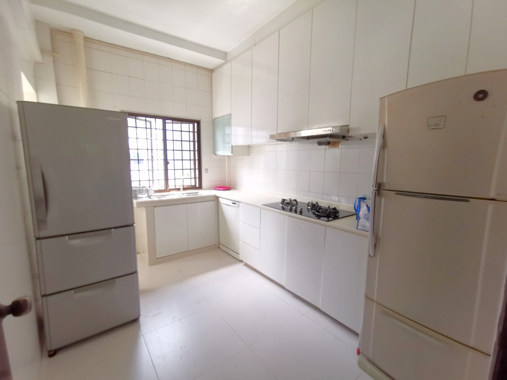 Immediate Available  - Common Room/Strictly Single Occupancy/no Owner Staying/No Agent Fee/Cooking allowed/Near Somerset MRT/Newton MRT/Dhoby Ghaut MRT - Dhoby Ghaut - Bedroom - Homates Singapore