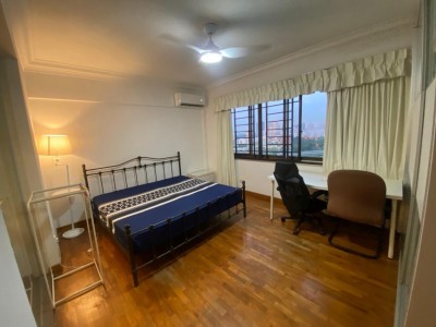 Available Immediate - Master Rooms /1 or 2 person stay/no Owner Staying/No Agent Fee/Cooking allowed/Near Braddell MRT/Marymount MRT/Caldecott MRT - 10E Braddell Hill, #11-08 Singapore 579724