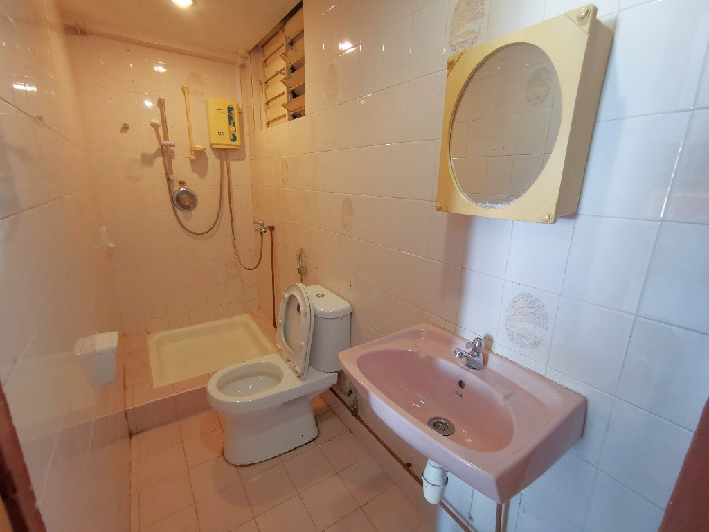 Near Lavender MRT/Nicoll Highway MRT / Bugis MRT/ Single Room/ Available 12 Dec/ No Agent Fee - Kallang - Bedroom - Homates Singapore