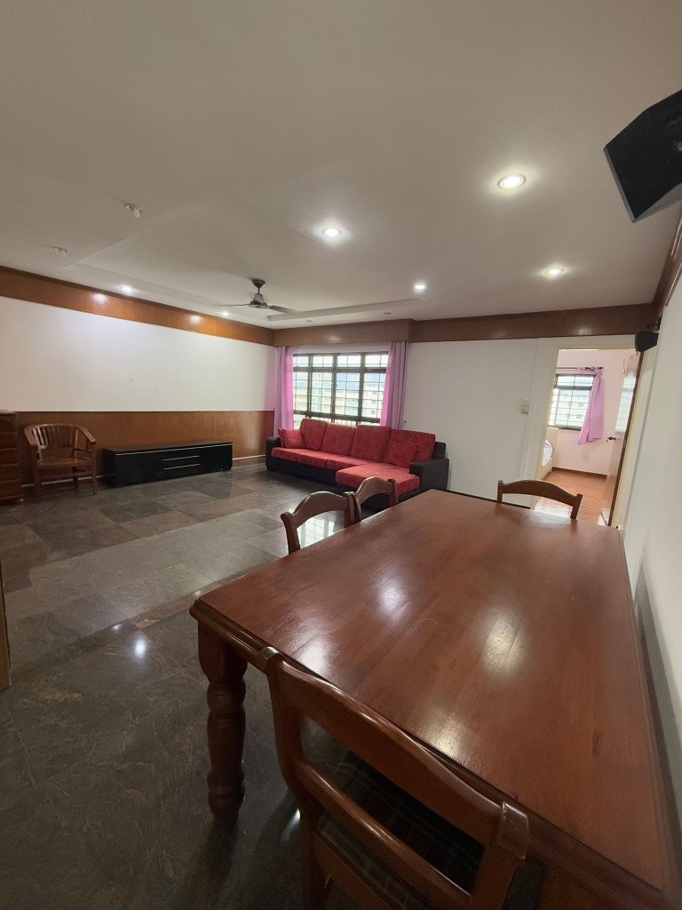 Common Room @ Compassvale Drive - Buangkok - Bedroom - Homates Singapore