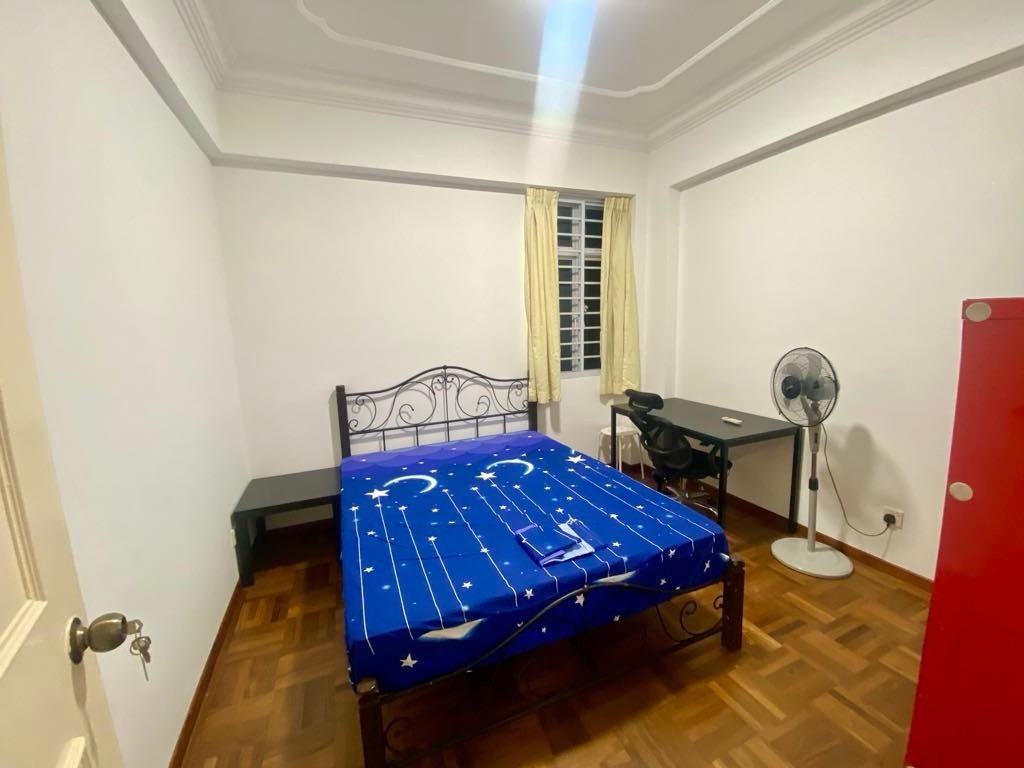 SUMMER GREEN 3 Toa Payoh/ Boon Keng / Novena MRT/ Available Immediate/ Min 3 - 12 Month Rental / Include utilities / No owner stay - Novena - Bedroom - Homates Singapore