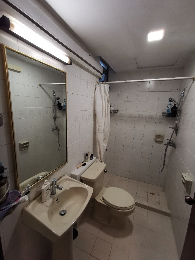 Available On 8 Aug - Common Room/FOR 1 PERSON STAY ONLY/Aircon/Wifi/No owner staying/No Agent Fee/Cooking allowed/ Novena MRT/ Toa Payoh MR / Boon Keng/ Thomson MRT  - Novena 諾維娜 - 分租房間 - Homates 新加坡