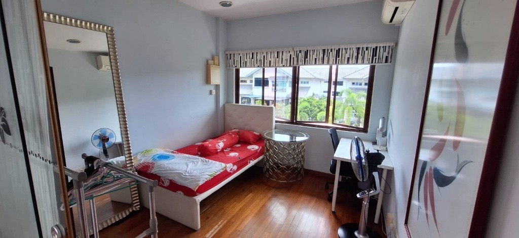 Rooms in Landed Property - Ang Mo Kio 宏茂桥 - 分租房间 - Homates 新加坡