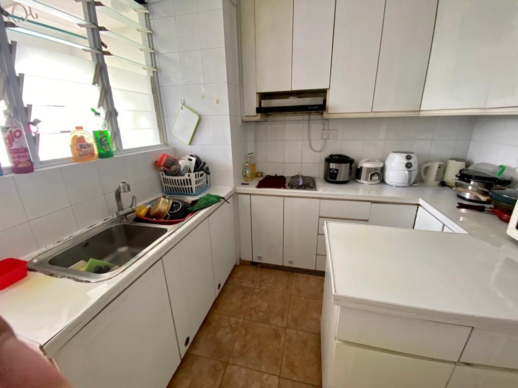 Common Room / Near Clementi, Dover &amp; Buona Vista MRT / 1 Pax Stay / Available 11 Oct / No Owner Stay - Bukit Merah 紅山 - 整个住家 - Homates 新加坡