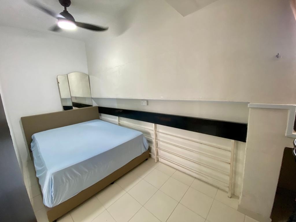 Room for rent PINE GROVE - Bukit Timah 武吉知馬 - 整个住家 - Homates 新加坡