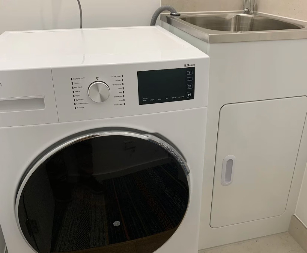 Furnished Studio Room for Rent – Jurong East (S$800/month) - Jurong East 裕廊东 - 独立套房 - Homates 新加坡