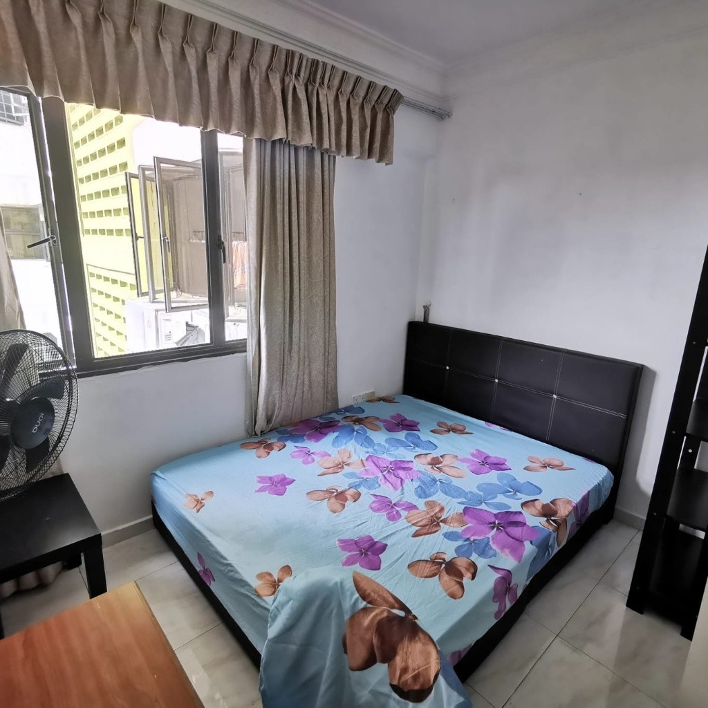 ROOM FOR RENT AT 10E BRADDELL VIEW #13-19 - Toa Payoh 大巴窑 - 整个住家 - Homates 新加坡