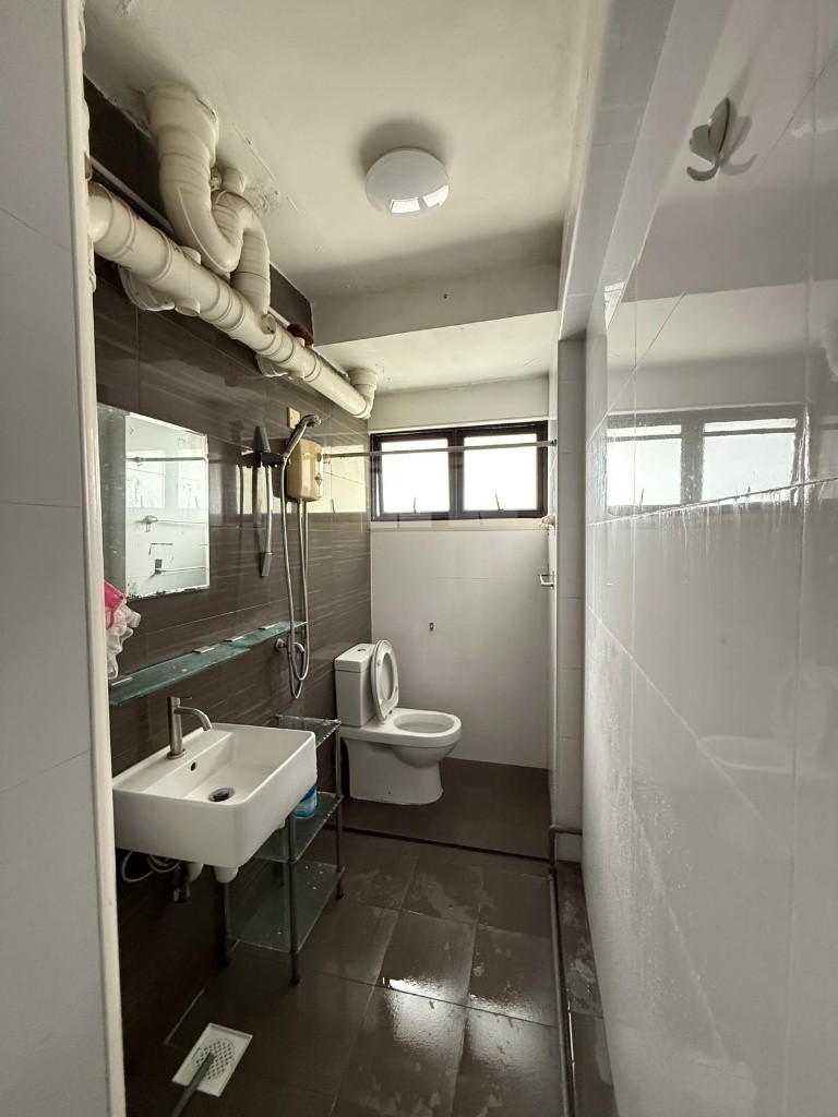 ROOM FOR RENT AT 10E BRADDELL VIEW #15-19 RM1 - Toa Payoh 大巴窯 - 整個住家 - Homates 新加坡