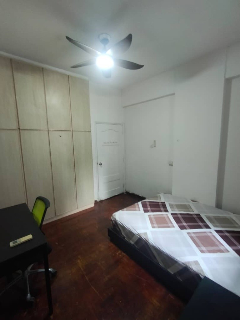 Room for Rent / Paya Lebar – Aljunied – Dakota MRT / Master Room / Available Immediate/ Moro Mansion - Paya Lebar 巴耶利嗒 - 整個住家 - Homates 新加坡