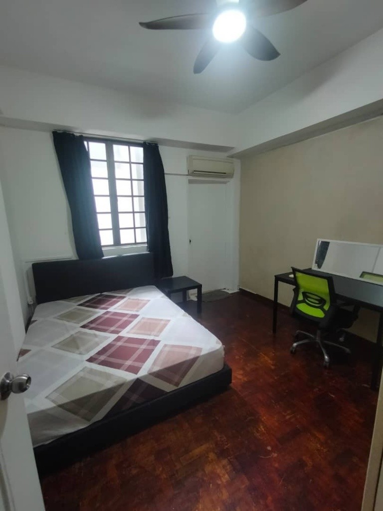 Room for Rent / Paya Lebar – Aljunied – Dakota MRT / Master Room / Available Immediate/ Moro Mansion - Paya Lebar 巴耶利嗒 - 整個住家 - Homates 新加坡