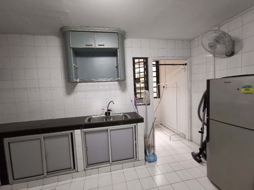 Room for Rent / Paya Lebar – Aljunied – Dakota MRT / Master Room / Available 16 Nov - Bukit Merah 紅山 - 整個住家 - Homates 新加坡