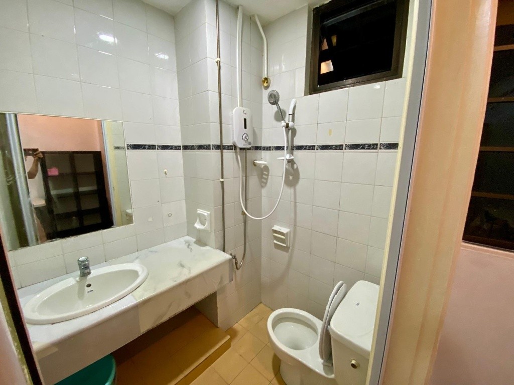 Room for Rent / Paya Lebar – Aljunied – Dakota MRT / Master Room /Available﻿ Immediately - Bukit Merah 紅山 - 分租房間 - Homates 新加坡