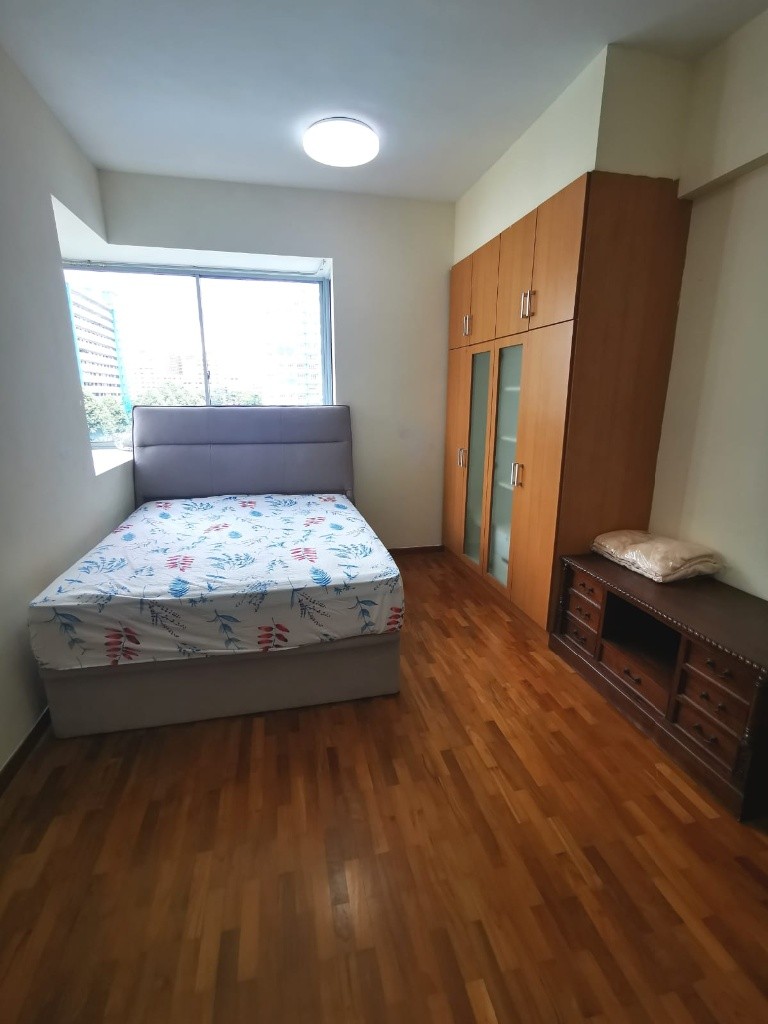 Available Dec 01/Master Room/Near Toa Payoh, Novena MRT/No Owner Staying/Fully Furnished with Bed/Wardrobe/WIFI/Air-con - Toa Payoh 大巴窯 - 分租房間 - Homates 新加坡
