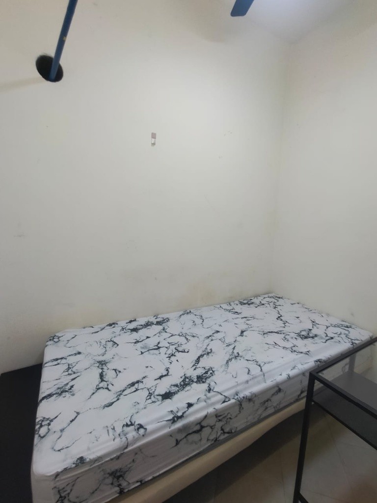 Available Immediate/Common Room/Near Toa Payoh, Novena MRT/No Owner Staying/Fully Furnished with Bed/Wardrobe/WIFI - Toa Payoh 大巴窯 - 分租房間 - Homates 新加坡