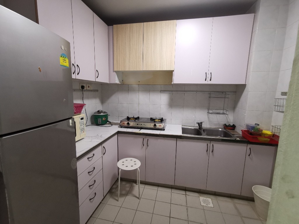 Room for rent / Boon Keng, Bukit Batok, Toa Payoh, Novena MRT/ Common room / 1 pax stay / Available﻿ Jan 03 - Toa Payoh - Bedroom - Homates Singapore