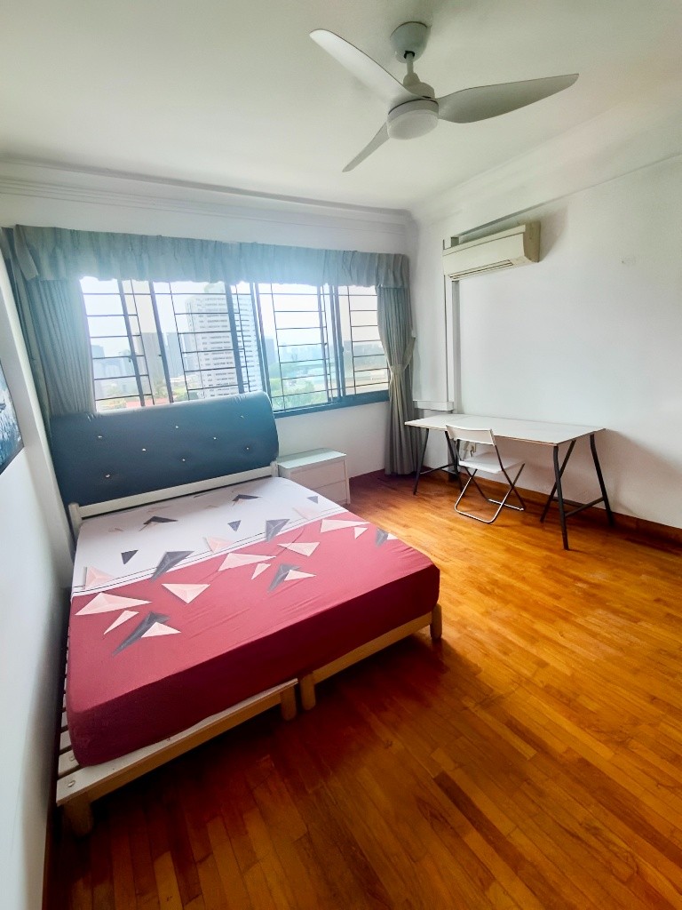 Toa Payoh room for rent/Caldecott, Braddell MRT/Common Room/1-2 pax/Available Dec 14 - Toa Payoh 大巴窯 - 整個住家 - Homates 新加坡