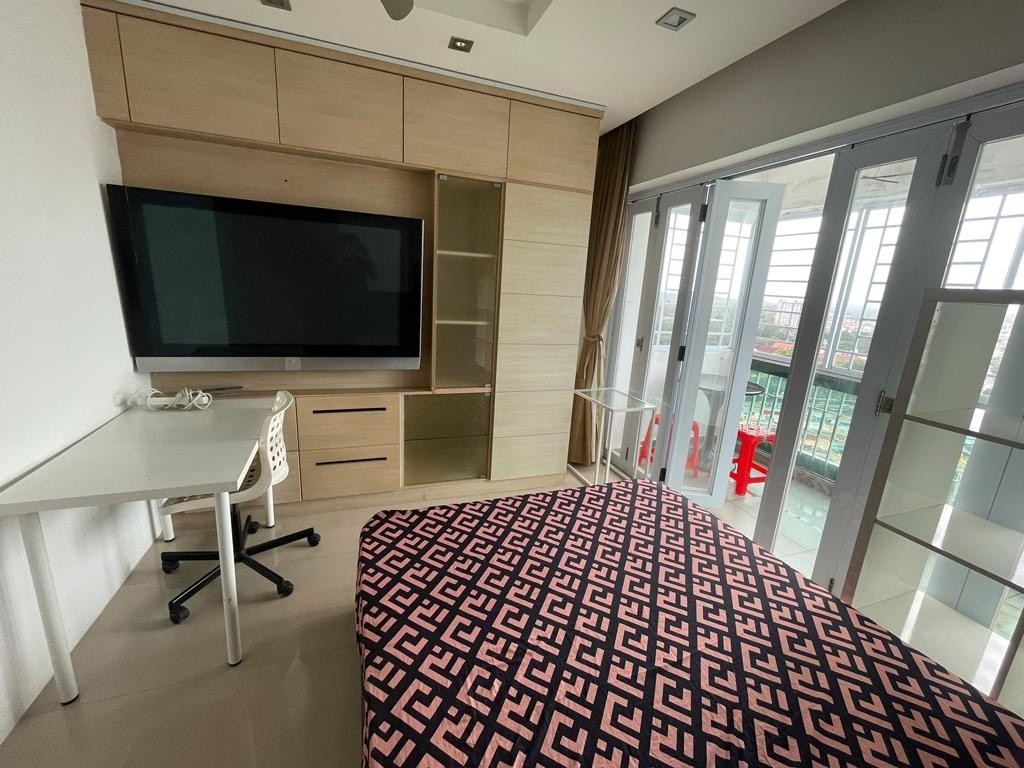 Toa Payoh room for rent/Caldecott, Braddell MRT/Common Room/1-2 pax/Available Dec 14 - Toa Payoh 大巴窑 - 整个住家 - Homates 新加坡