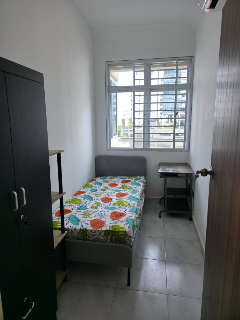 Room for rent / Toa Payoh / Boon Keng / Novena MRT / Common room / 1 pax stay / Available﻿ Jan 28 - Toa Payoh 大巴窑 - 整个住家 - Homates 新加坡