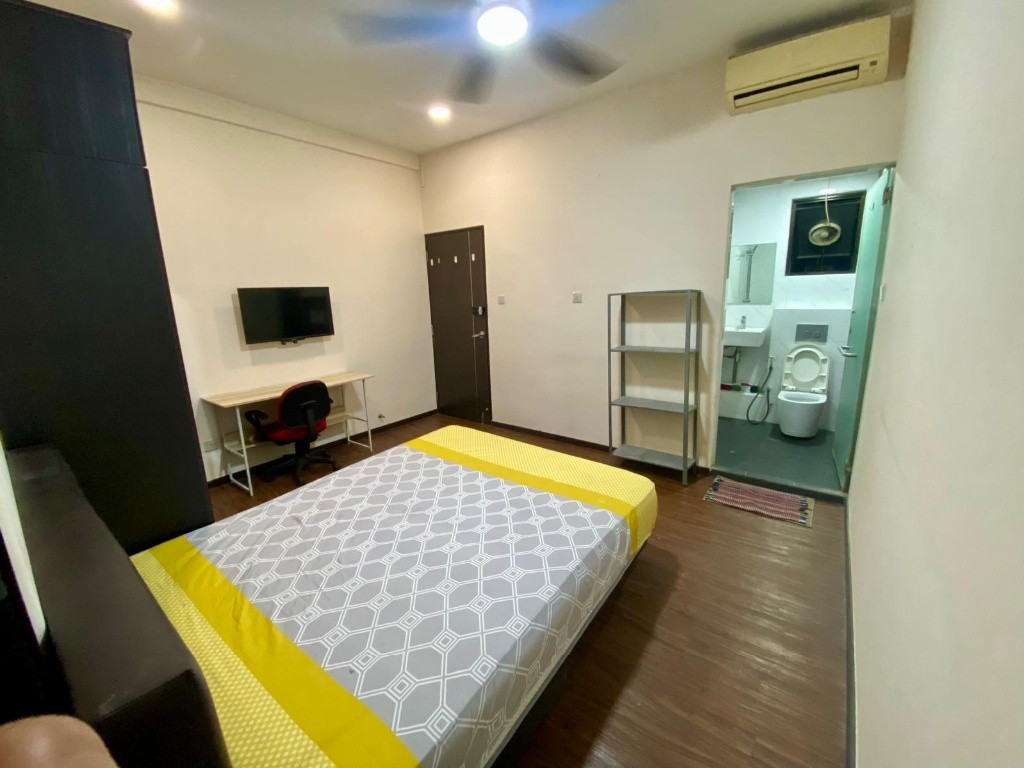 Room for rent / Toa Payoh, Novena, Newton, Little India MRT / Master room / 1-2 pax stay / Available﻿ Jan 17 - Toa Payoh 大巴窯 - 整個住家 - Homates 新加坡