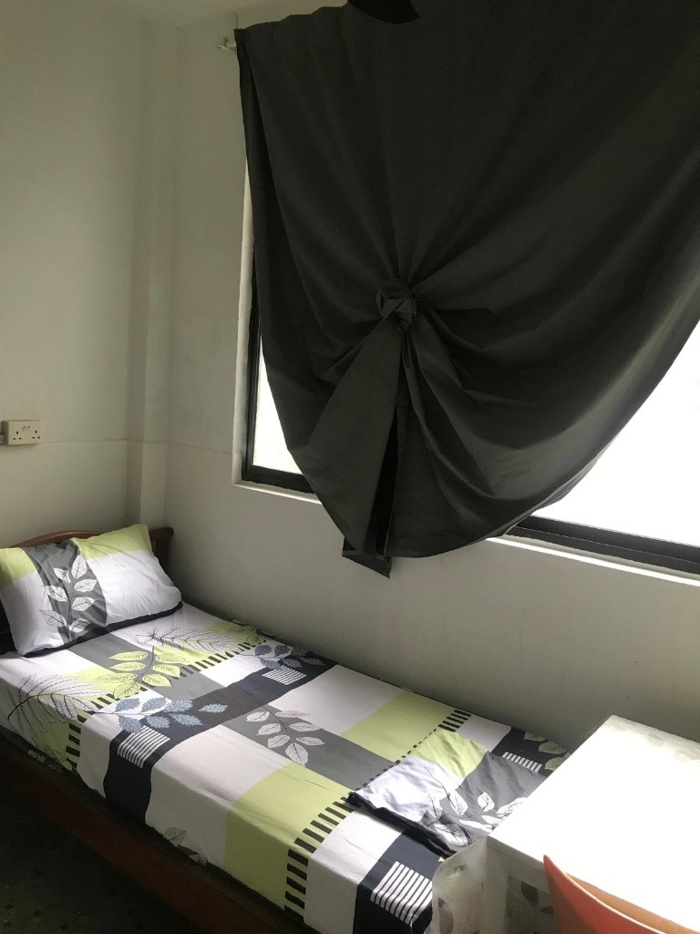 Room for rent/ Near Tiong Bahru, Havelock, Queenstown MRT/ 1 pax stay / Available Immediately - Bukit Merah - Flat - Homates Singapore