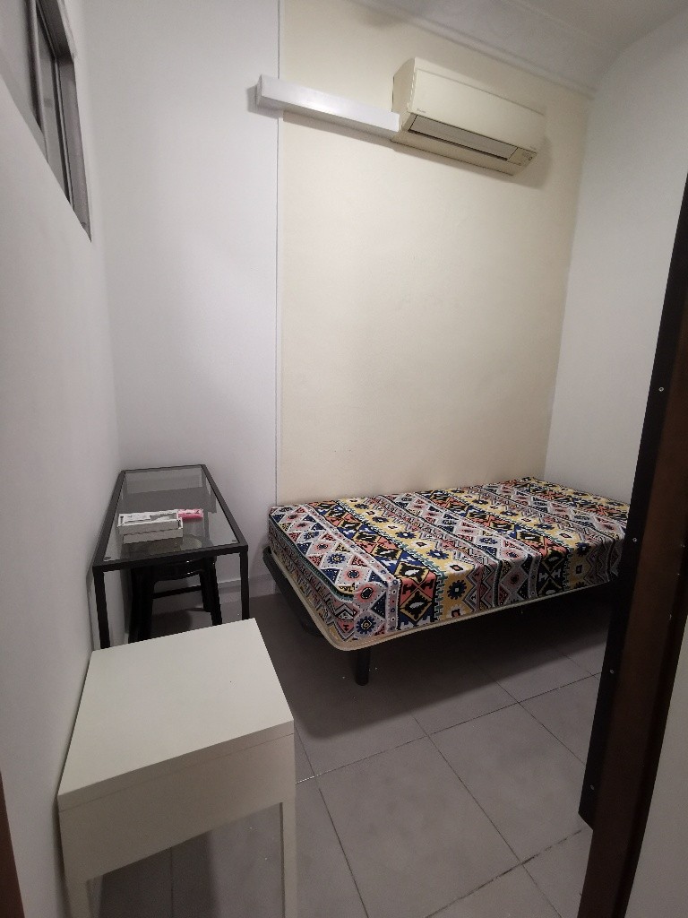 Room For Rent - Somerset, Newton,Dhoby Ghaut MRT/ Common room / 1 pax stay / Available﻿ Immediately - Toa Payoh 大巴窑 - 整个住家 - Homates 新加坡