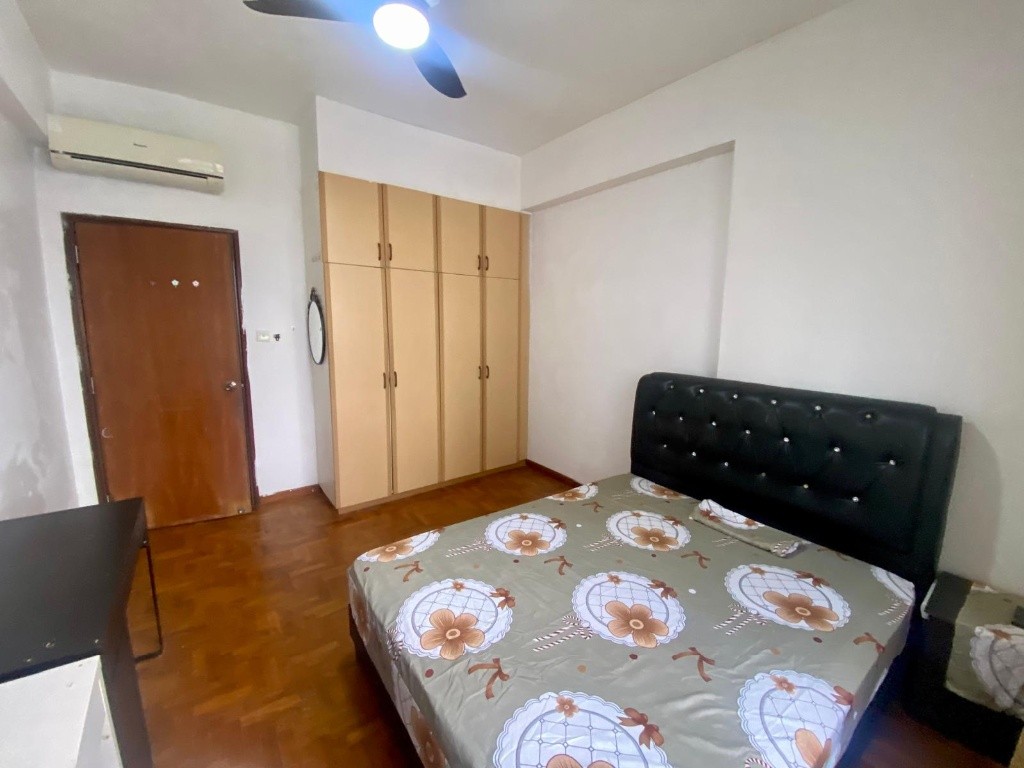 Available﻿ 29 March- Common Room/Include Utilities/Wifi/Aircon/No Agent Fee/Light Cooking Allowed/Washing Machine - Toa Payoh 大巴窑 - 分租房间 - Homates 新加坡