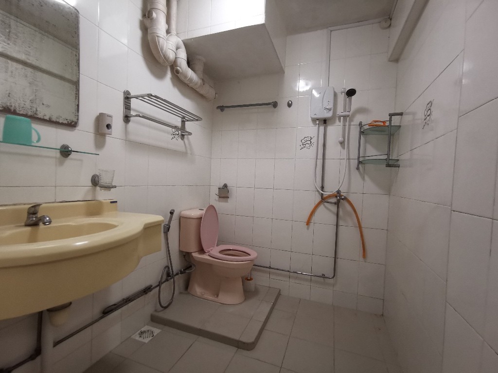 Room for rent / Outram, Tangjong Pagar, Chinatown MRT / Common room / 1-2 pax stay / Available May 3 - Outram - Bedroom - Homates Singapore