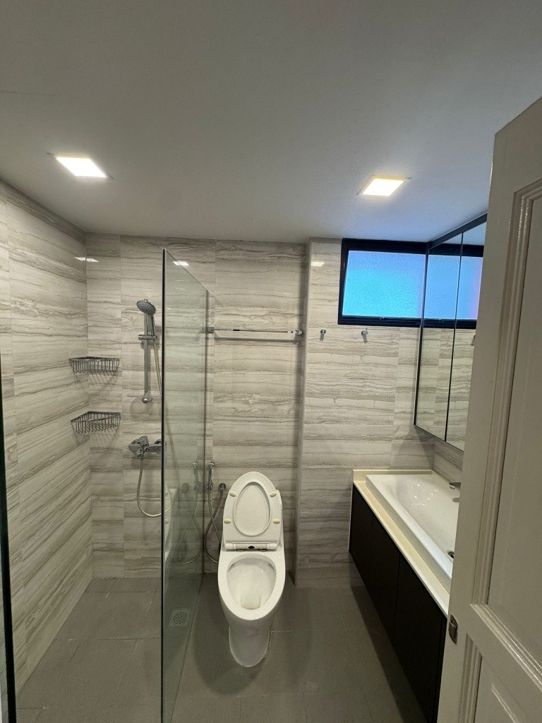 Room for rent / Toa Payoh, Novena / Common room / 2 pax stay / Available August 1 - Novena 諾維娜 - 分租房間 - Homates 新加坡