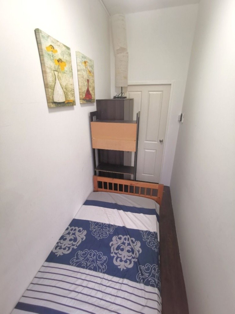 Available﻿ July 21 - Common Room/Include Utilities/Wifi/Aircon/No Agent Fee/Light Cooking Allowed/Washing Machine - Marine Parade 马林百列 - 整个住家 - Homates 新加坡