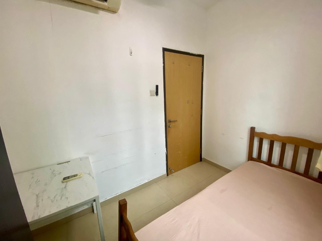 Room for rent / TOA PAYOH / Common room / 1pax stay / Available 26 Sept - Toa Payoh 大巴窯 - 分租房間 - Homates 新加坡