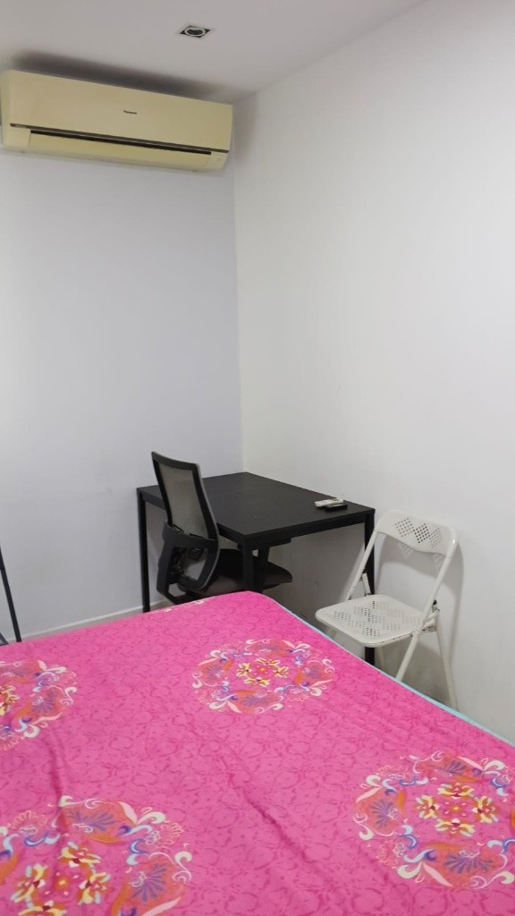 Room for rent / KEMBANGAN / Common room / 1pax stay / Available immediate - Marine Parade 马林百列 - 分租房间 - Homates 新加坡