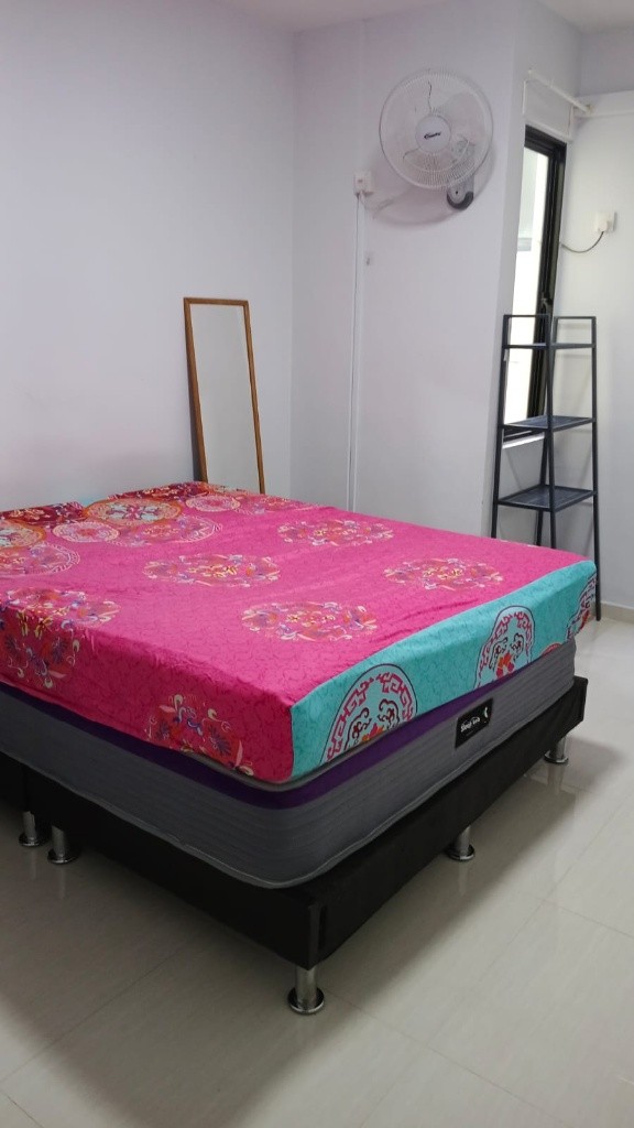 Room for rent / KEMBANGAN / Common room / 1pax stay / Available immediate - Marine Parade 马林百列 - 分租房间 - Homates 新加坡