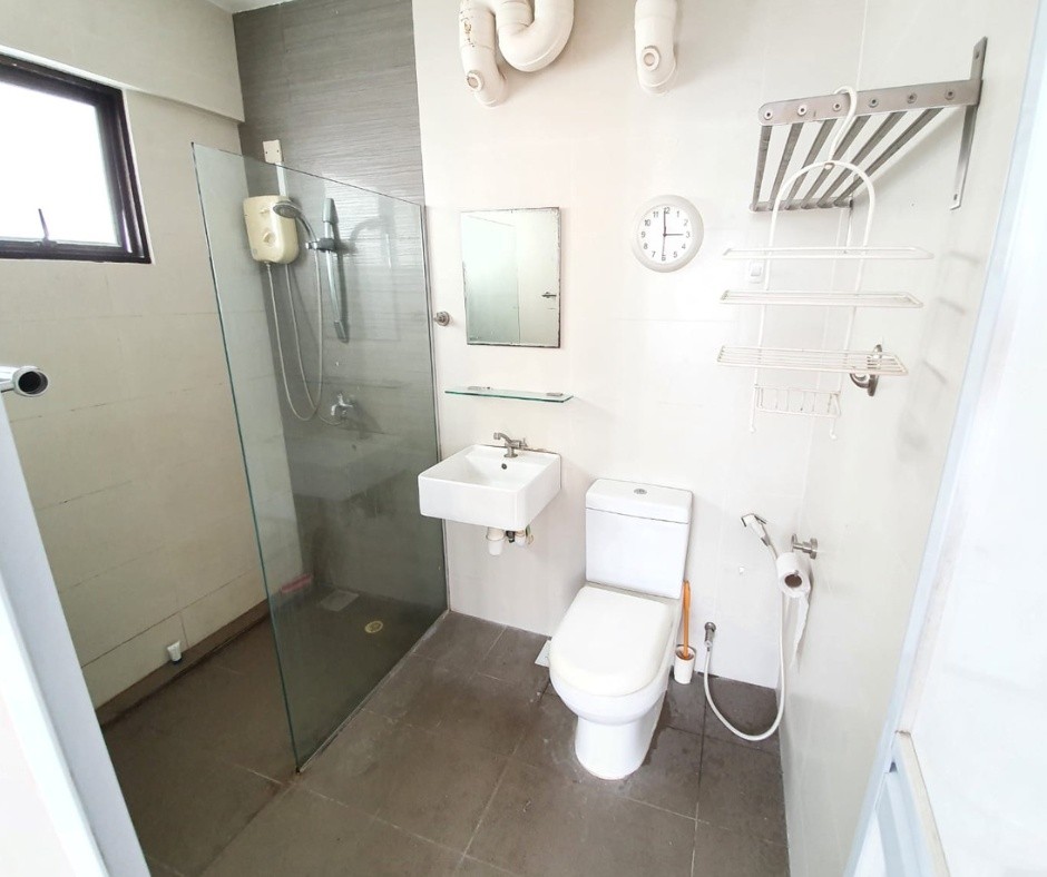 Room for rent / Braddell / Common room / 1pax stay / Available 9 Nov - Braddell 布萊徳 - 分租房間 - Homates 新加坡