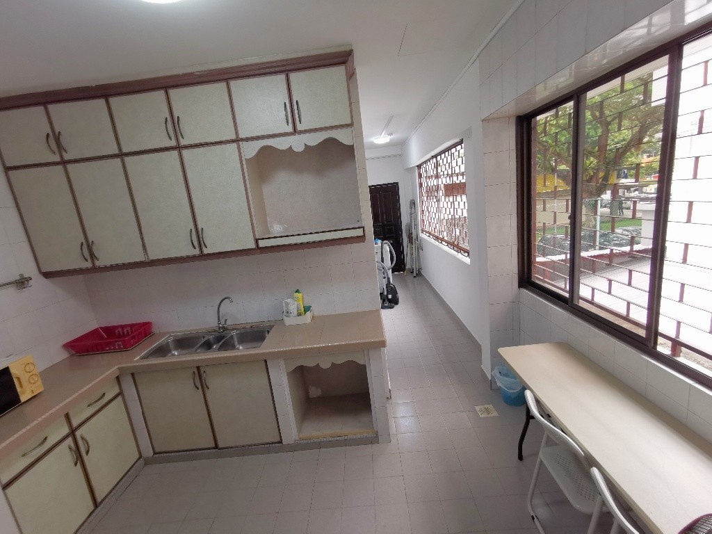 Room for rent / Toa Payoh / Common room / 1pax stay / Available 30 Oct - Toa Payoh 大巴窯 - 分租房間 - Homates 新加坡