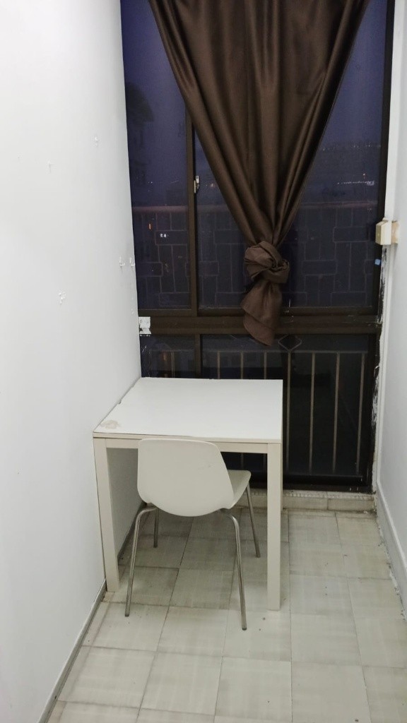 Room for rent / SOMERSET / Classic Queen Room / 1 - 2 pax stay / Available Nov 19 - Somerset - Bedroom - Homates Singapore