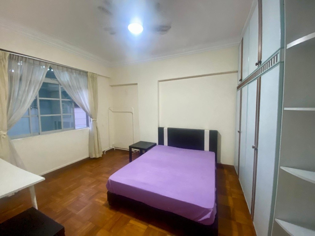 Room for rent / Orchard, Stevens / Common room / 1-2-3pax stay / Available 2 November - Orchard 烏節路 - 分租房間 - Homates 新加坡