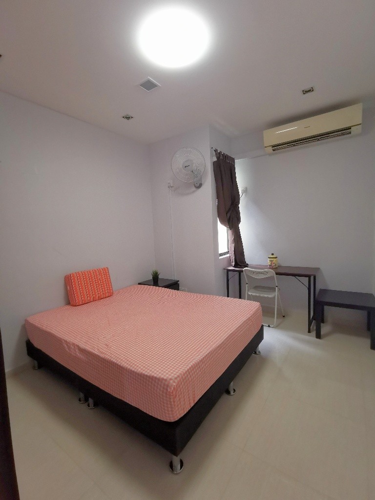 Room for rent / Kembangan MRT / Classic room / 1pax stay / Available Immediately  - Marine Parade 马林百列 - 分租房间 - Homates 新加坡