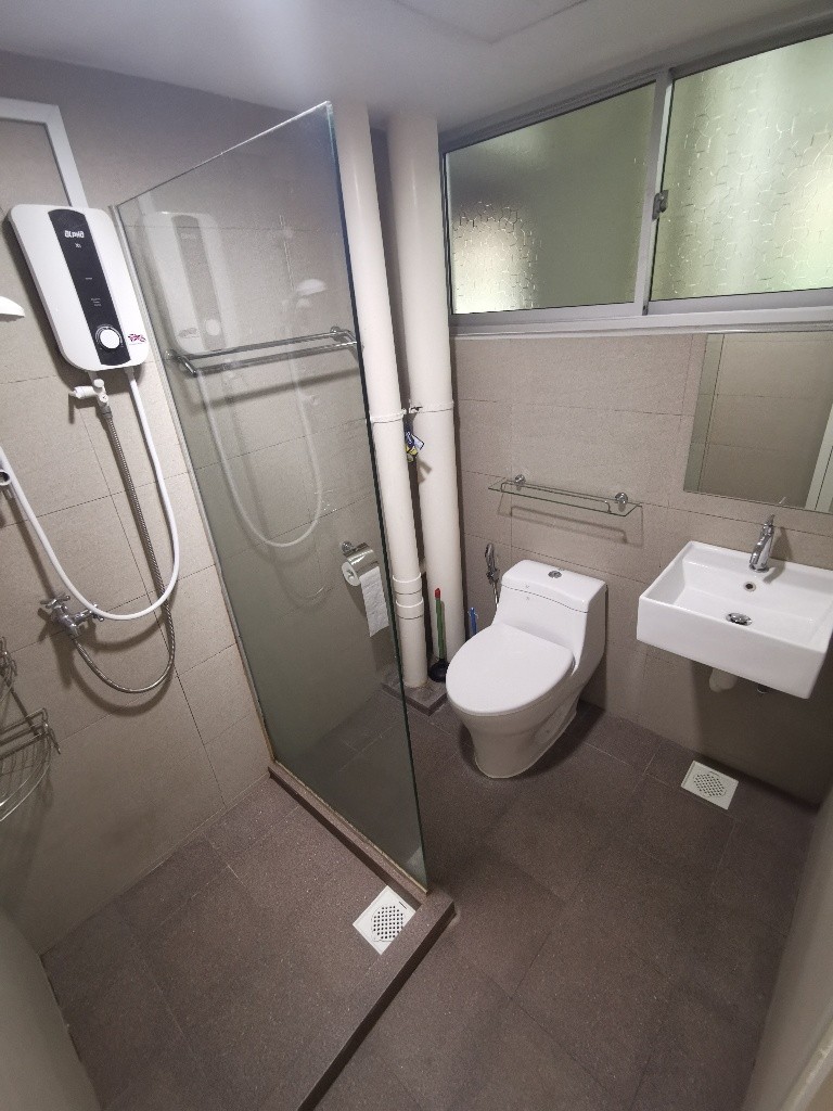 Room for rent / Jurong East / Common room / 1-2 pax stay / Available NOV 12 - Clementi 金文泰​​ - 整個住家 - Homates 新加坡