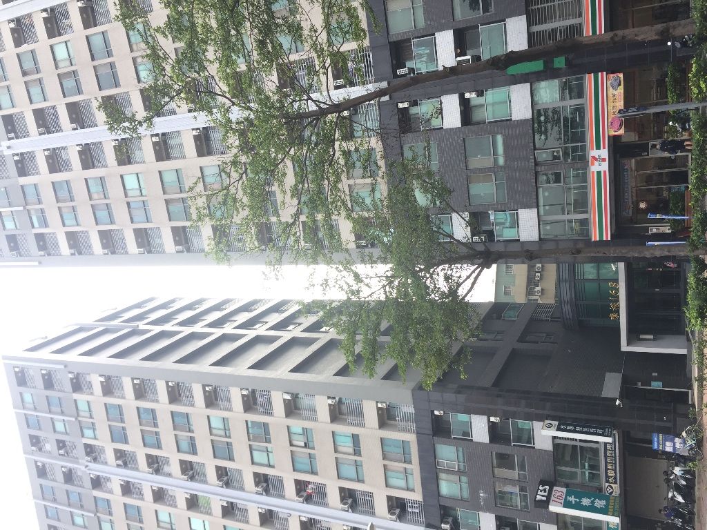 台南中華東路接近夢時代摩根168大樓套房出租 - 東區 - 獨立套房 - Homates 台灣