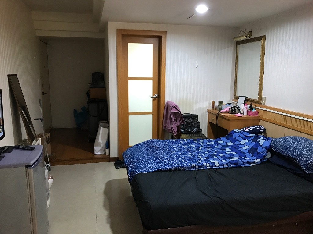 南京西路5-1號/電梯大樓/優質套房/傢俱全/限女性 - 中山区 - 独立套房 - Homates 台湾