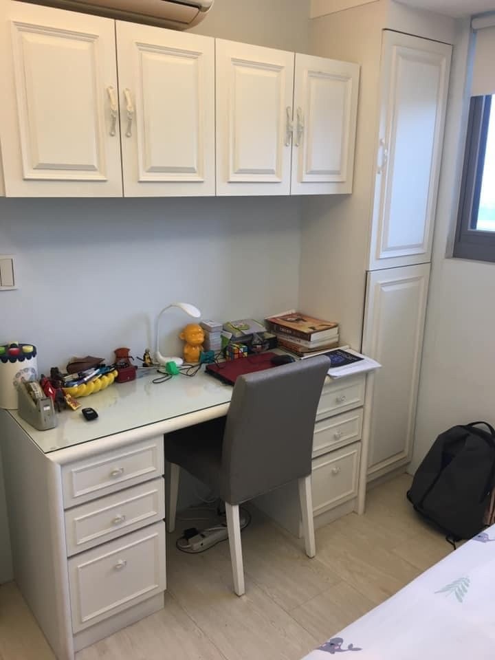 有獨立使用的衛浴空間，共用的客廳陽台廚房空間，空中游泳池與健身房 - Banqiao - Flat - Homates Taiwan