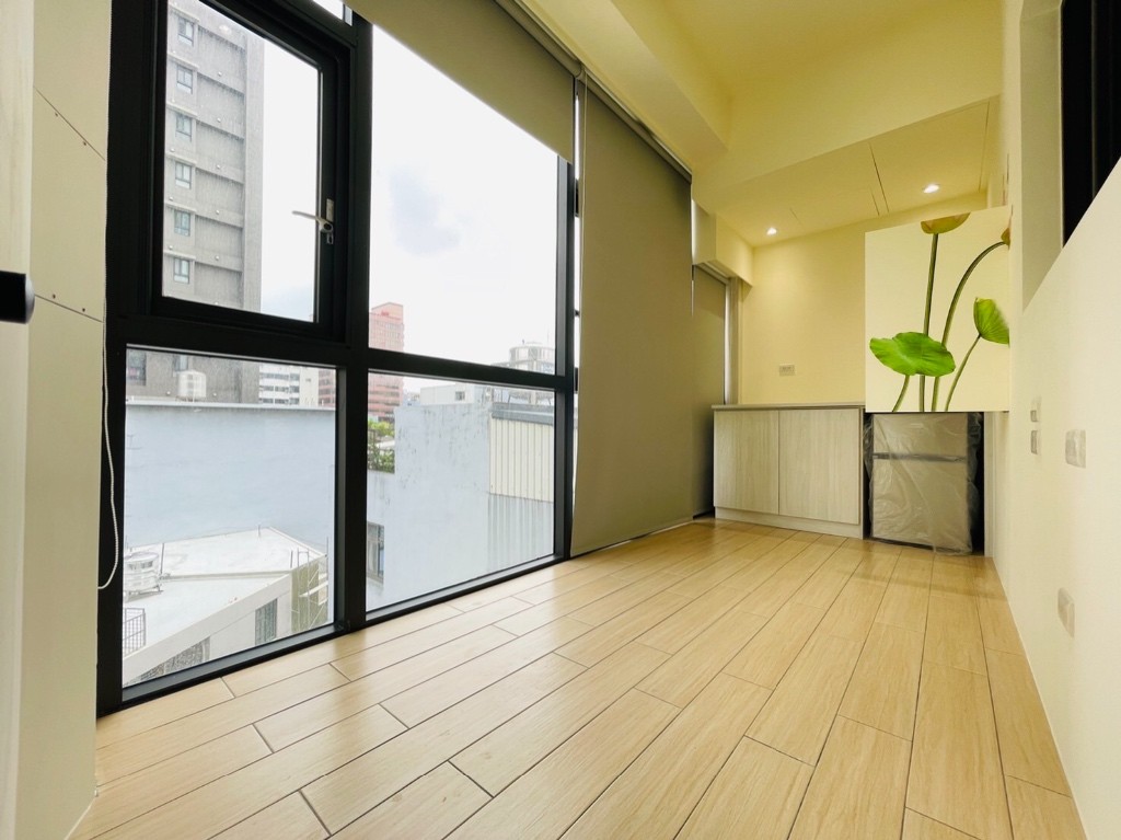 全新裝潢樓中樓活動空間大 - 北區 - 獨立套房 - Homates 台灣