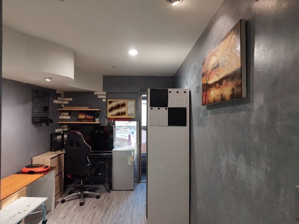 台中市 北區 獨立門牌 台水電 電梯大樓  位於14樓 權狀9.41坪 有獨立陽台通風採光好 獨曬獨洗 不會淋雨  - 北区 - 独立套房 - Homates 台湾